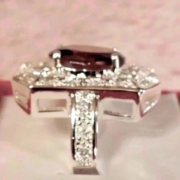 Gorgeous Bridgerton Era Look 925 Silver Ruby Diamond Ring - Picture 3 of 4